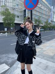 Non real shot 2021 autumn new black checkerboard Denim Jacket Women's spring and autumn loose Korean version