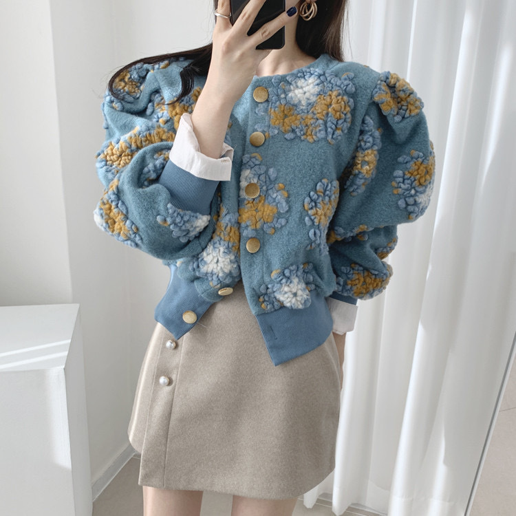 Chic retro heavy industry three-dimensional flower Plush round neck single breasted Lantern Sleeve waist closing coat female