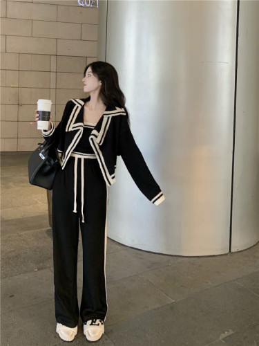 Real price and real shooting short style inner coat contrast color sweater coat straight tube leisure wide leg pants three piece set