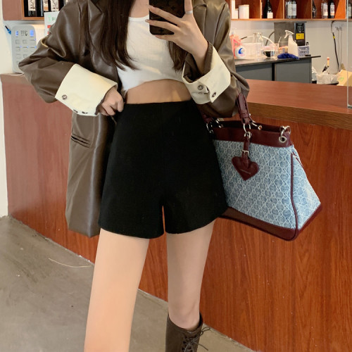 Real shooting real price autumn and winter Korean version pure sweet and spicy girl super shorts high waist thin hip lifting hot pants boots and pants