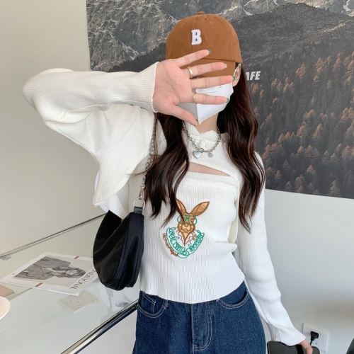 Real price Chinese style cartoon embroidered suspender vest short long sleeve Knitted Blouse set two-piece set