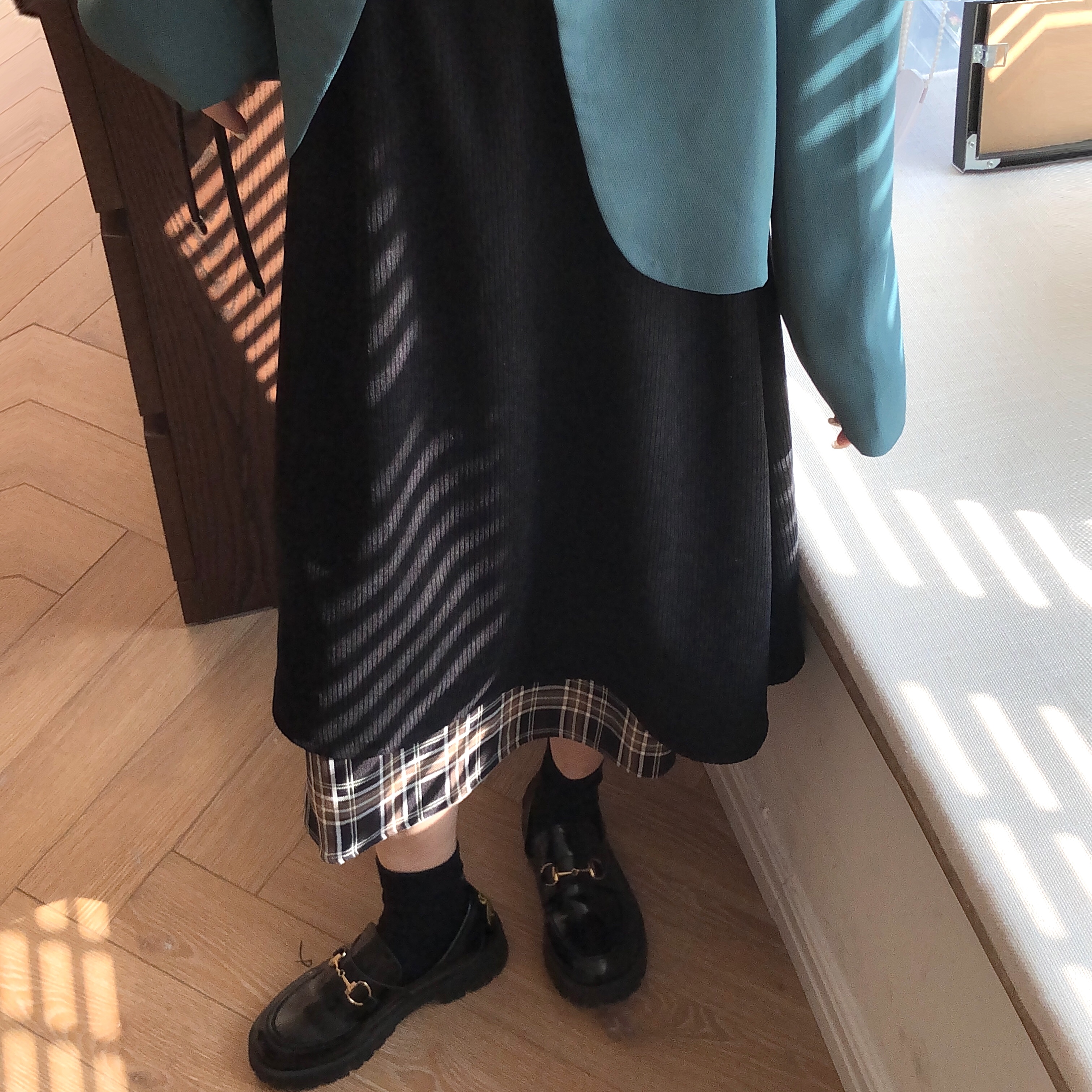 Real shooting real price autumn and winter check fake two pieces of stitched medium length skirt high waist A-line skirt long skirt female