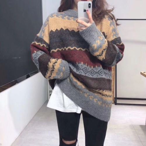 Round neck Pullover Sweater women's autumn and winter  new Korean version loose outer wear retro Hong Kong style long sleeved jacket