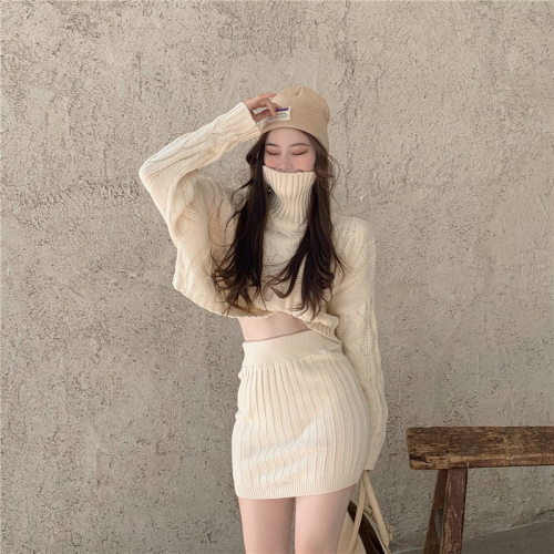 Real shooting and real price Korean women wear a versatile twist high neck, exposed navel and buttock wool suit skirt