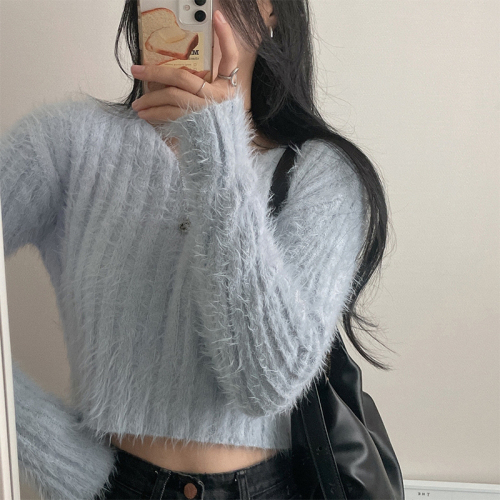 Real price imitation mink short sweater women's Korean soft and gentle model small man solid color round neck sweater