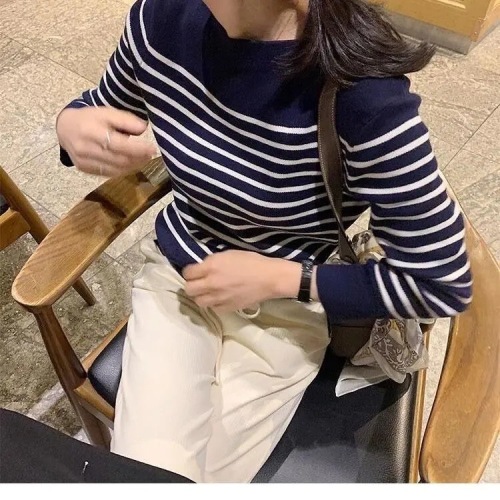 2021 new striped sweater, women's foreign style, spring and autumn with thin sweater