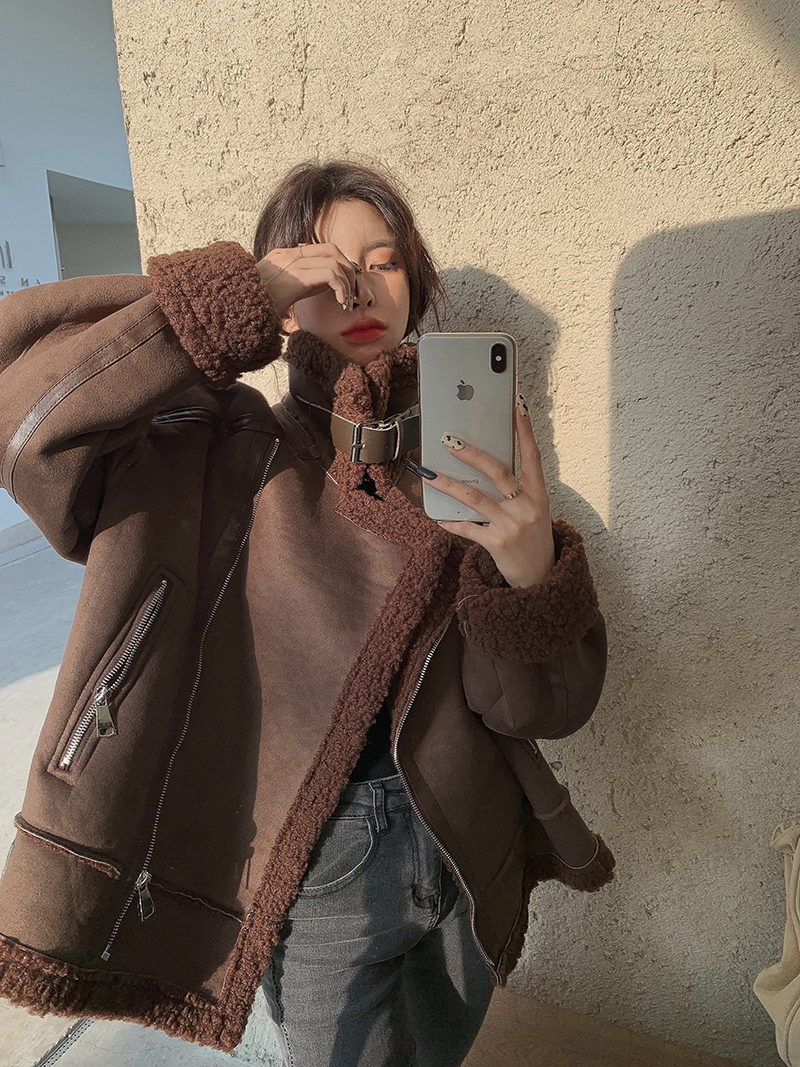 Real price Korean version 2021 autumn and winter new loose Plush thickened coat fur integrated lamb coat