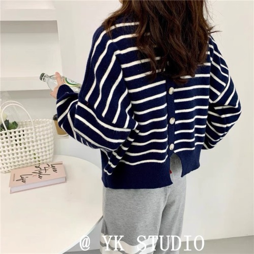 Korean spring and autumn new striped sweater fashion sweater button Pullover casual long sleeve top