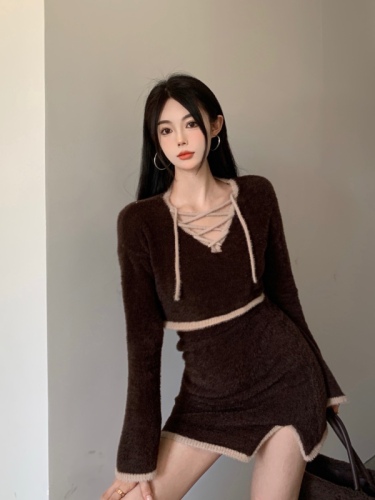 Real shooting real price autumn and winter new spice girl minority design feeling gentle atmosphere Plush fashion suit