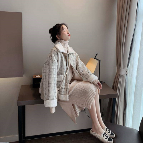 Thickened lamb wool short coat women's autumn and winter new Korean loose small fragrance fashion lamb cashmere