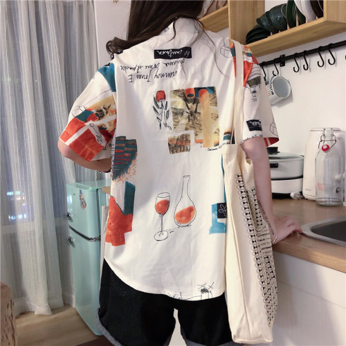 Live shooting small video new Korean version loose and versatile design sense small crowd shirt westernized shirt