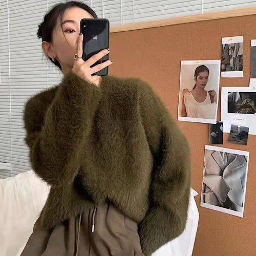 Dark green mink round neck Pullover Sweater for women in autumn and winter lazy wind loose outer wearing French retro Knitted Top