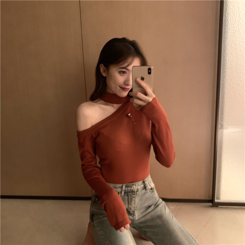 Real-price Han Feng Baitie one-shoulder open-shoulder bottom sweater knitted sweater