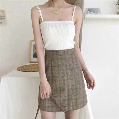 Korean version of simple knitted suspender waistcoat with shoulder straps