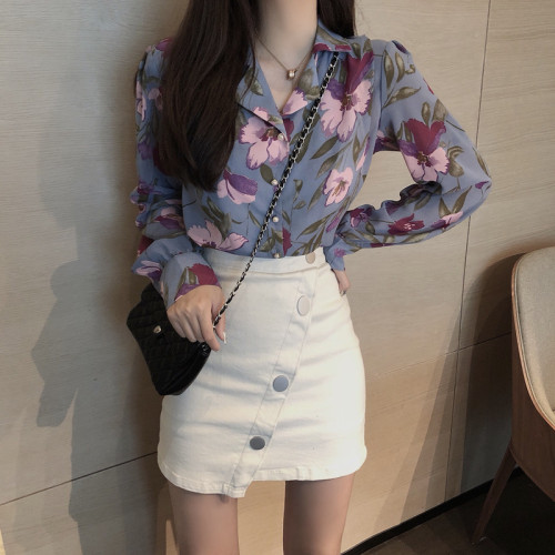 Controlled price 36 yuan ~real price Vintage Port wind single-row chiffon shirt with broken flowers