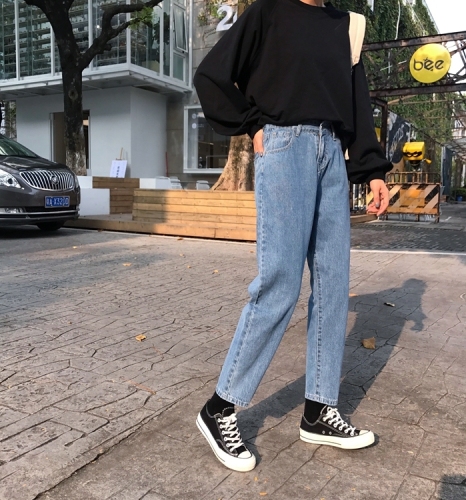 Actual Korean version of loose and slim straight barrel jeans nine-minute pants women