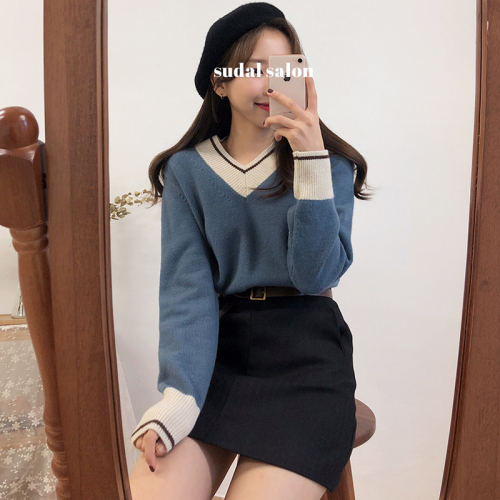 Quality Inspection of Korean Chic's Autumn and Winter Retro Colour V-collar Long-sleeved Long-sleeved Underwear Sweater