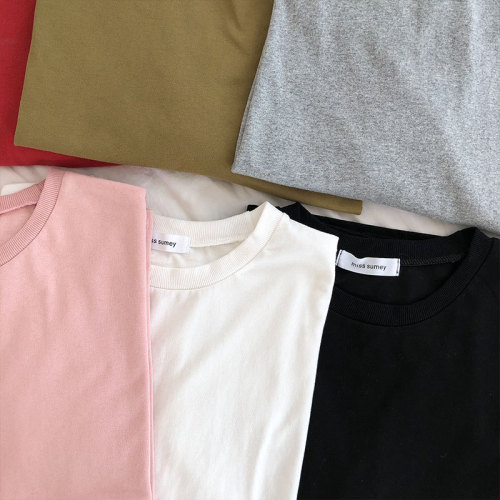 Live shooting early spring loose long sleeve and new basic solid color split top round neck T-shirt has been inspected by women