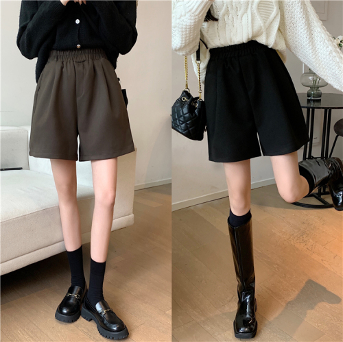 Real shooting, real price, autumn and winter new woolen cloth, casual wide leg loose shorts for women