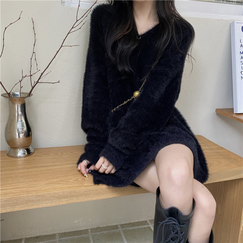 Real shooting real price autumn and winter new V-neck imitation mink soft waxy sweater lazy wind thin top
