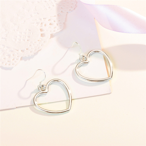 Simple fashionable loving earrings, peach-heart ear hook ear nails, ear-hole ear clips