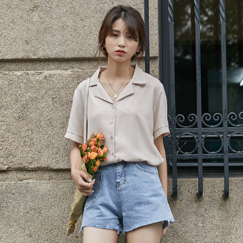 New style women's Korean loose temperament Short Sleeve Chiffon shirt women's solid top