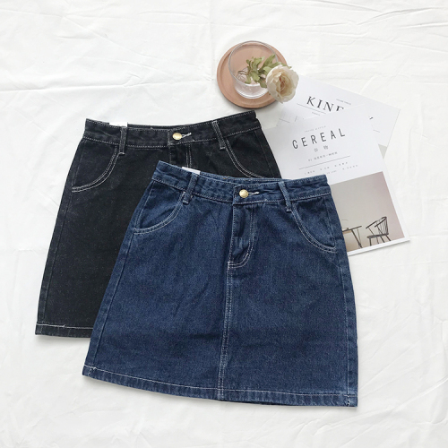 Real sale price is no less than 32 Korean version of purely colored 100-pair jeans buttock half-length skirt