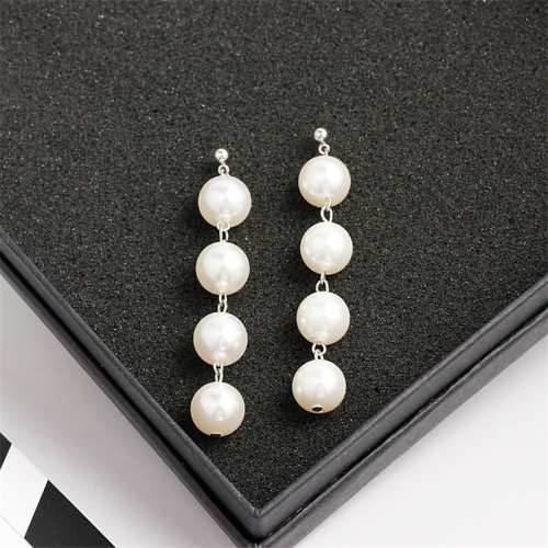 Euramerican personality exaggerated pearl string long earrings earrings women's simple retro Earrings