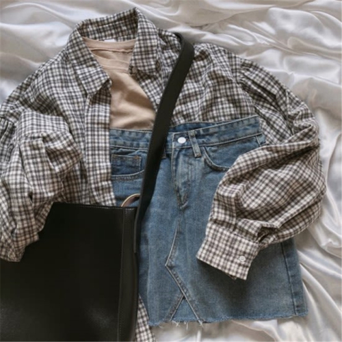 Early Autumn Girls Retro Style Small Chequered Lantern Sleeve Loose Shirt Long Sleeve Institutes Korea