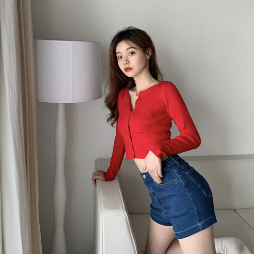 Real photo, real price, new slim, hip lifting and curling jeans, three colors, high waist, tight and versatile shorts, hot pants