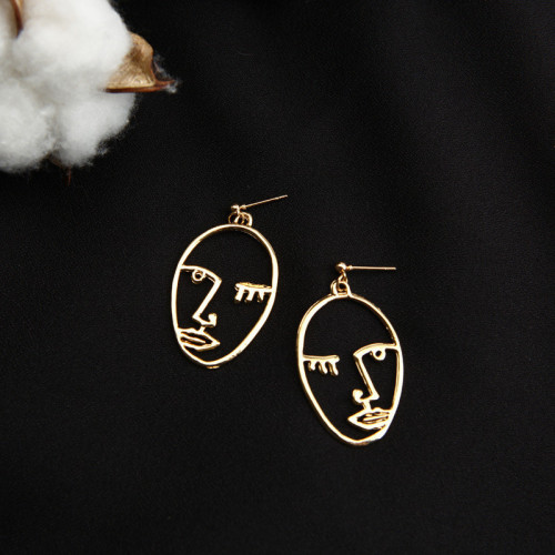 Korean version of the new personality face hollow Earrings facial eyes elliptical earpin Earrings