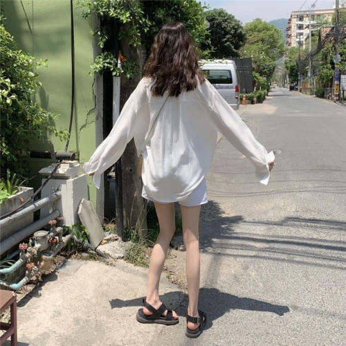 Real-price Korean version of long and thin sunscreen Chiffon shirts