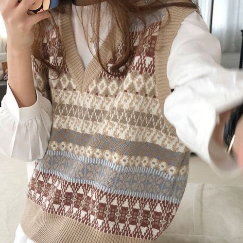 Fall 2020 new Korean version of versatile short loose sweater vest women's ins super fire Pullover V-neck vest