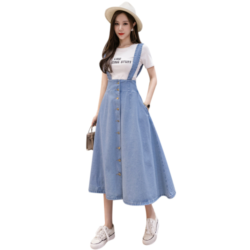 The new spring and summer denim A-line skirt with back belt skirt