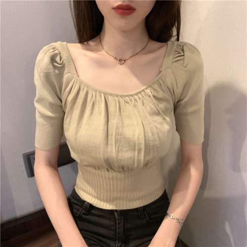 Real photo, real price, retro temperament, square neck, exposed collarbone, thin T-shirt, short sleeve, knitwear, short blouse, female