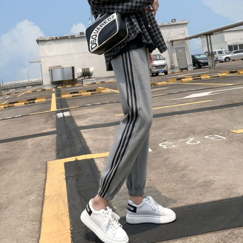 2021 new spring and autumn sports pants women's pants loose legged straight tube Korean grey nine point casual pants