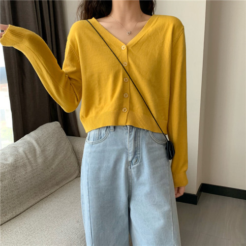 2020 new knitted cardigan women's Korean spring and autumn small short V-neck with long sleeve thin sweater coat