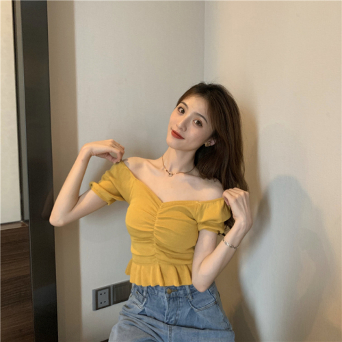 Real photo, real price, Korean version, mix and match with western style, slim foam sleeve, one word shoulder, exposed collarbone, pleated short T-Shirt Top
