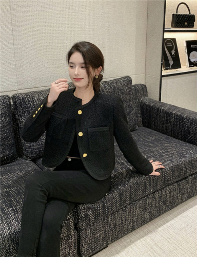 Real shooting autumn clothes Retro Black woven small fragrance loose profile thin short woolen Jacket Women