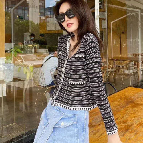Small fragrance thin T-shirt women's short 2020 autumn new Korean loose thin striped cardigan fashion