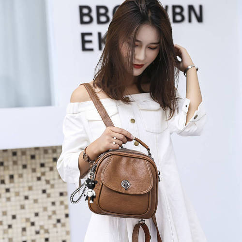 Fashionable back and shoulder bag can be used in any way