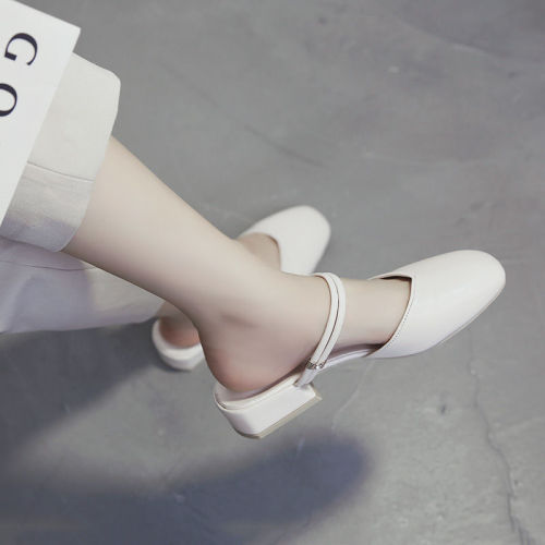 Baotou sandals women's summer middle heel 2020 new Korean version versatile student fairy style retro thick heel single shoes