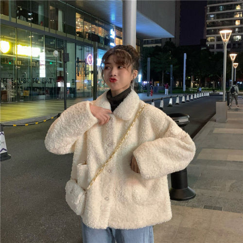 2019 new winter Korean loose polo collar imitation lamb Plush ins long sleeve sweater female student coat fashion
