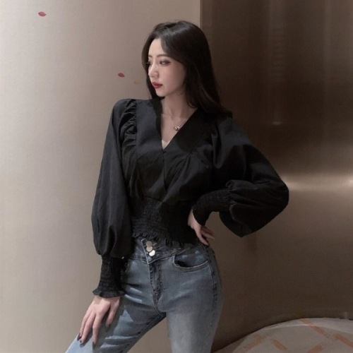  new autumn and winter foreign style V-neck design, waist closing long sleeve shirt, European and American style white navel exposed blouse, female