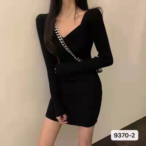 Autumn and winter 2021 Korean sexy slim short skirt temperament knitted solid color buttock bottomed dress