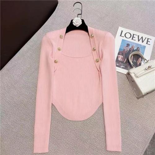 2021 autumn and winter new Korean net red with sweet foreign style, tight and thin, U-neck long sleeve copper button sweater, female