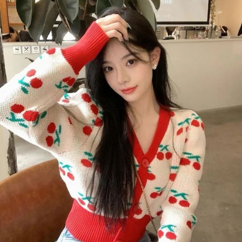 Retro sweet little cherry sweater women's autumn new Korean aging temperament top
