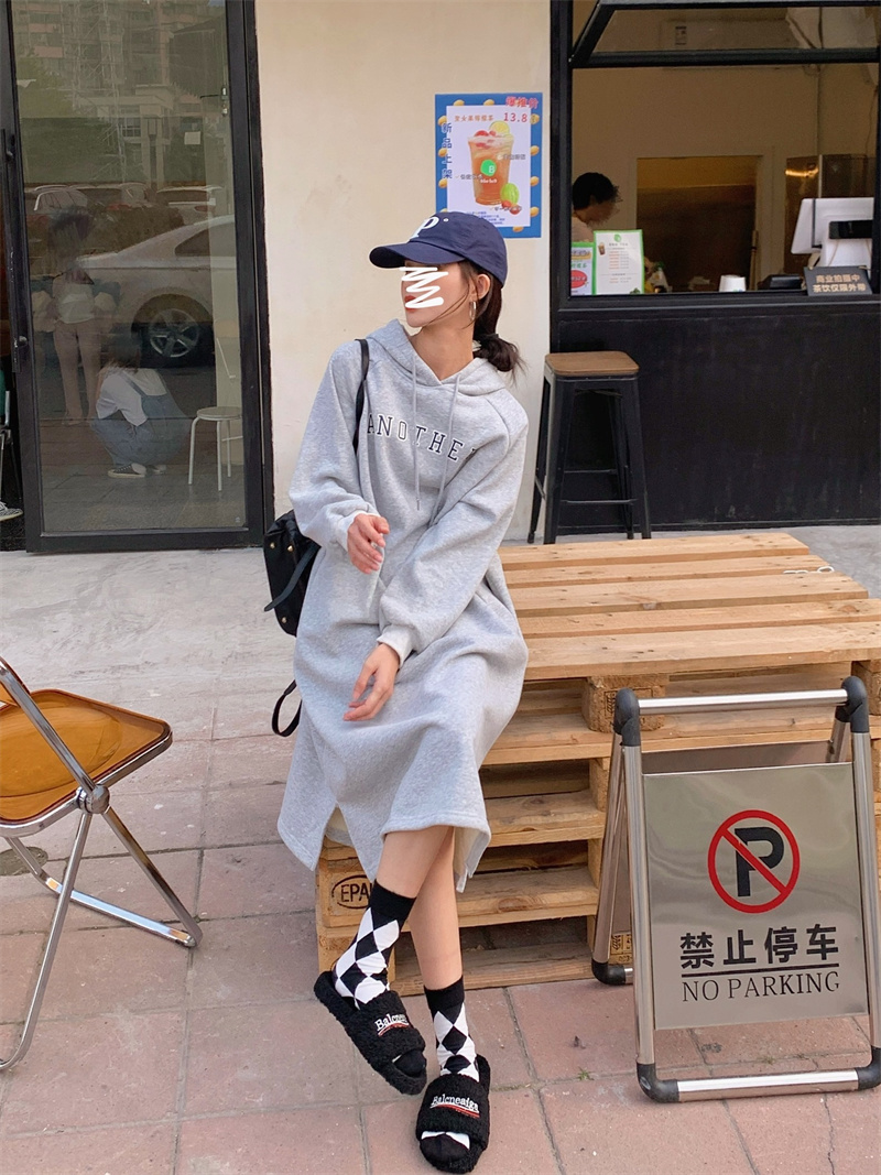Real price ~ autumn and winter Plush thickened hooded knee length sweater medium long lazy loose dress