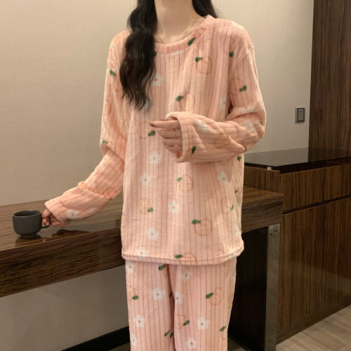 Real price ~ autumn and winter sweet peach coral velvet pajamas pajamas suit furry warm home clothes
