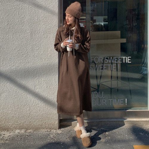 Color blocked hooded loose Plush warm sweater dress 2021 winter new thickened cotton shoulder cap mid length skirt